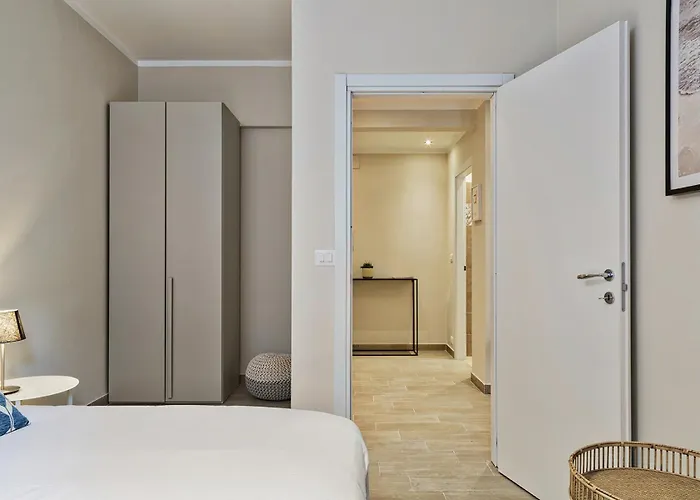 Corsica Boutique 8a By Wonderful Italy * ジェノヴァ
