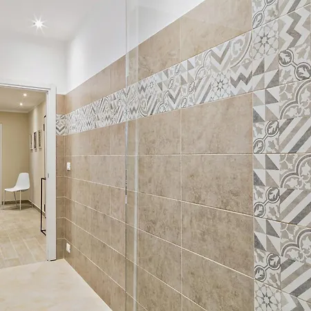 Corsica Boutique 8a By Wonderful Italy דירה ג'נובה
