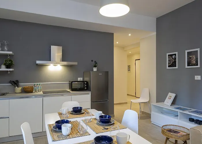 Corsica Boutique 8a By Wonderful Italy * Cenova